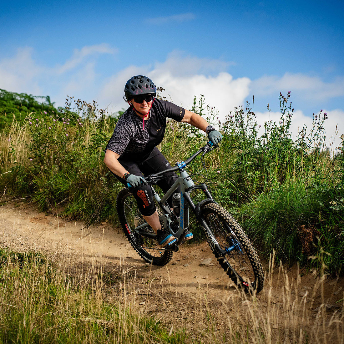 Women's Mountain Biking Jerseys